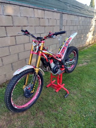 TRRS 300 RR Raga Racing