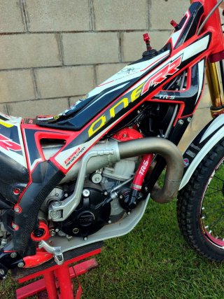 TRRS 300 RR Raga Racing