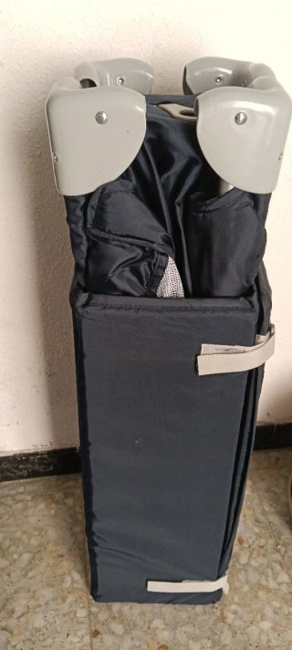 Cuna de viaje plegable