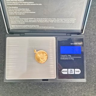 Colgante Oro 18K Medalla Escapulario 3.33gr