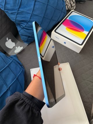 iPad 10ª Generación (2022) 64gb con funda