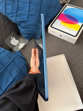 iPad 10ª Generación (2022) 64gb con funda
