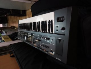 Teclado Roland V-Combo VR-09
