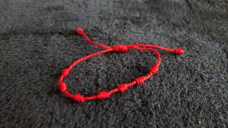 Pulsera Roja 7 Nudos Suerte y Protección