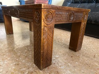 Mesita de salón de madera y mármol