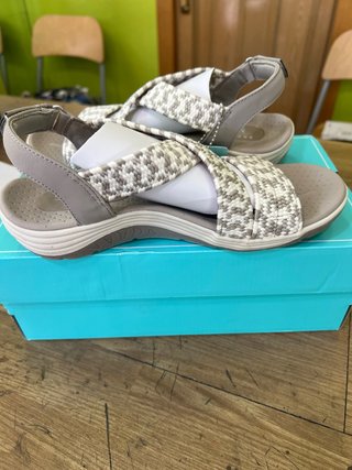 Sandalias Skechers Martha Stewart Talla 37