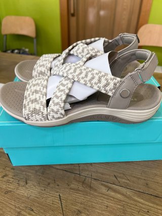 Sandalias Skechers Martha Stewart Talla 37