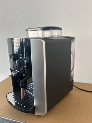 Cafetera Krups Roma EA810870 Negra