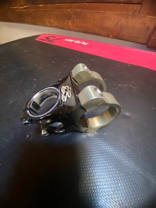 Potencia Renthal 35 x 40mm