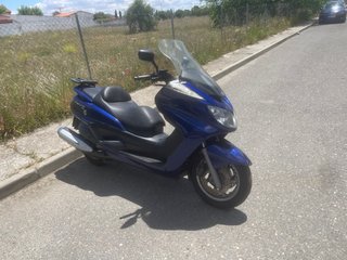 Yamaha Majesty 400 Maxi Scooter Azul