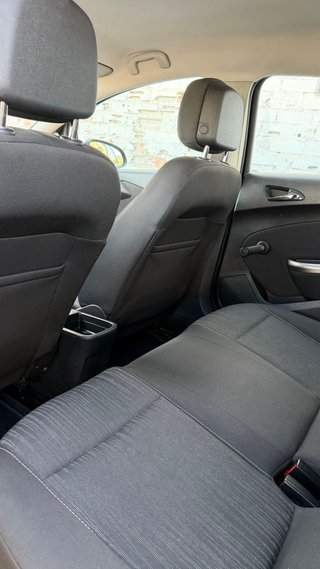 Opel Astra 2010