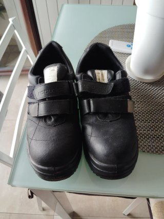 Zapatos de seguridad Robusta negros