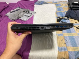 ASUS R752L Portátil