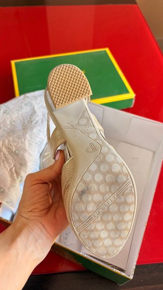 Zapatos dorados Pitillos T38 piel