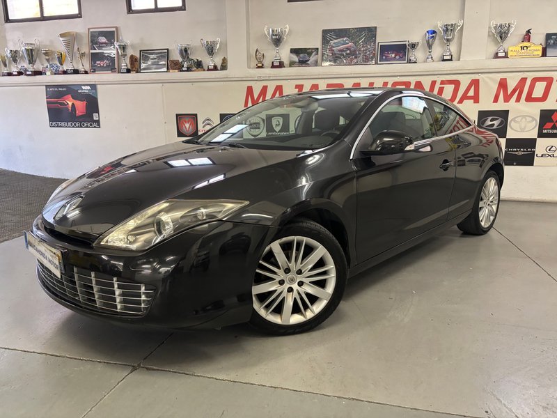 Renault Laguna Coupe 2.0 dCi Emotion Plus 2010, foto 1