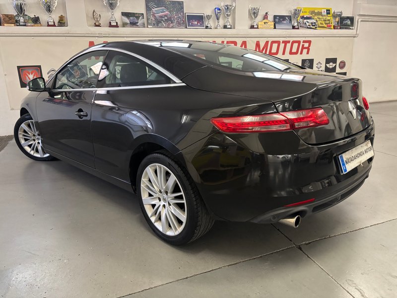 Renault Laguna Coupe 2.0 dCi Emotion Plus 2010, foto 4