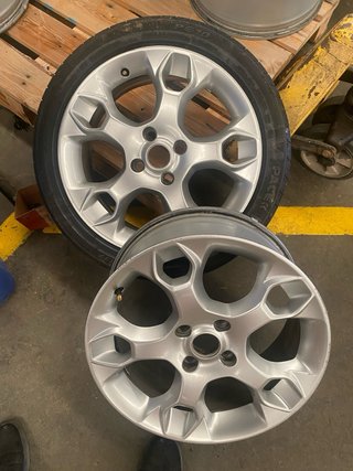 2 ruedas en 17”