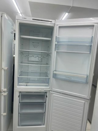 Nevera marca Bosch con garantía transporte