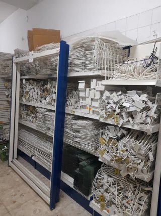 Estanterías metálicas blancas Precios económicos.