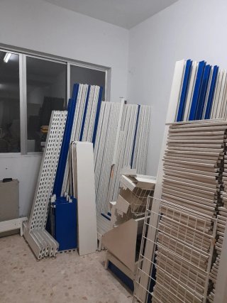 Estanterías metálicas blancas Precios económicos.