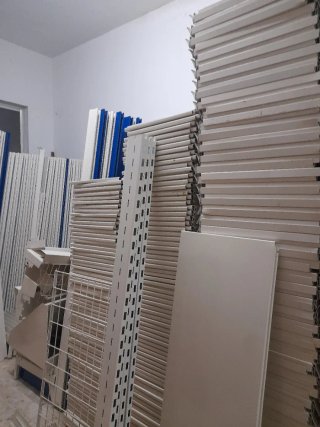 Estanterías metálicas blancas Precios económicos.