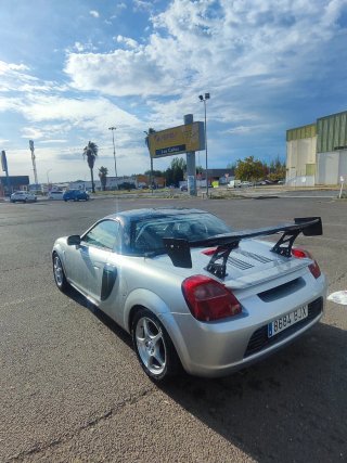 Toyota MR2 2001