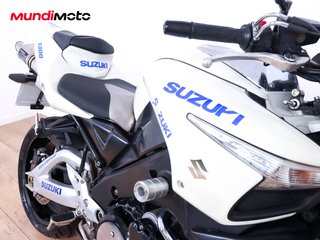 SUZUKI B-KING 1300