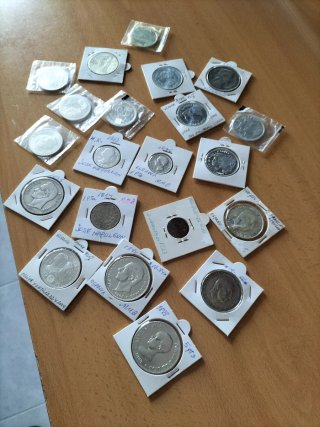 Monedas y billetes de coleccion