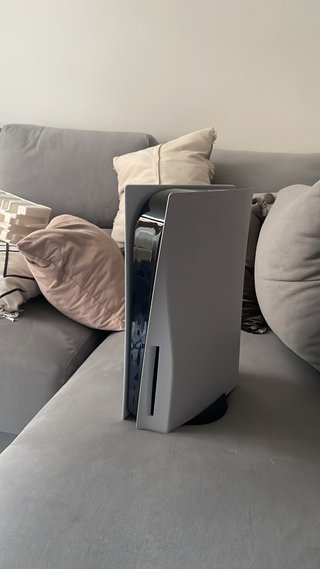 PS5 + 3 Mandos