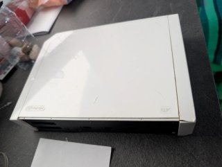 White Nintendo Wii Console