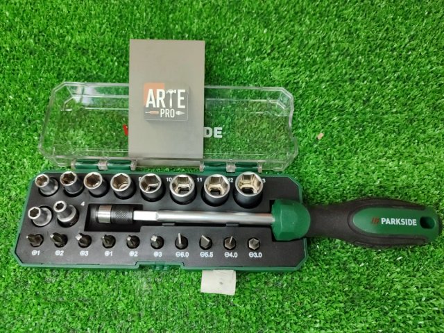 Set Destornillador Parkside con Puntas y vasos