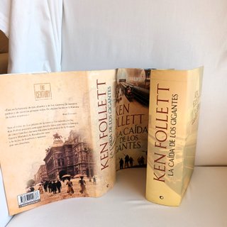 La Caída de los Gigantes, Ken Follet (Spanish Ed.)