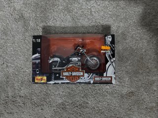 Colección 4 Motos Harley Davidson 1:18