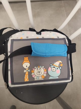 Trona portátil I-Baby con diseño infantil