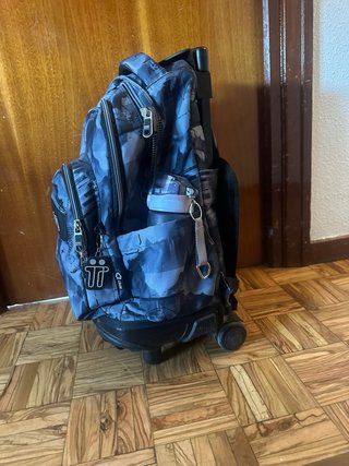 Mochila Toto con ruedas gris