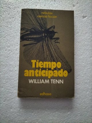4 novelas NEBULAE C. FICCIÓN y una de Isaac Asimov