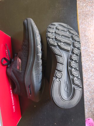 Zapatillas Skechers Negras