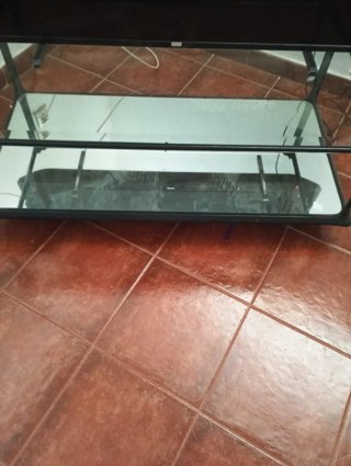 Mesa auxiliar cristal y metal