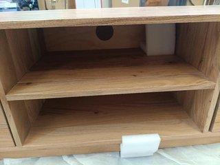 Sklum Tasmani Mueble TV 160x40 cm con estante