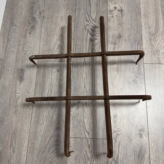 Reja antigua de hierro forjado 70x55 cm