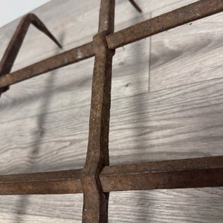 Reja antigua de hierro forjado 70x55 cm