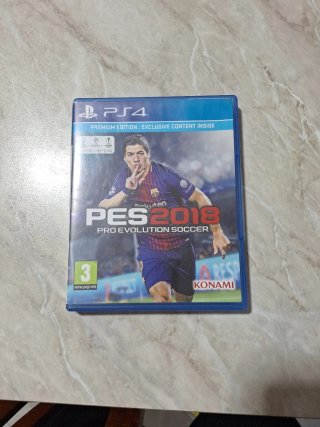 PES 2018 Pro Evolution Soccer PS4