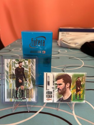 Alisson Becker Futera Serie 4/6 + Carta basica