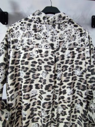 Vestido midi estampado leopardo