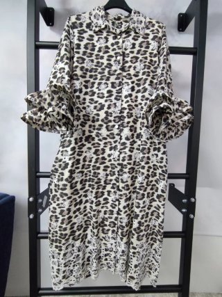 Vestido midi estampado leopardo