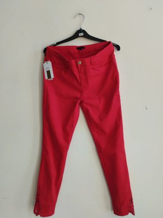 Pantalón Elogy Rojo Talla 40