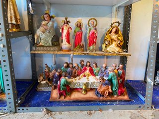 Lote figuras religiosas OLOT