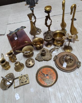 Lote de artículos de bronce