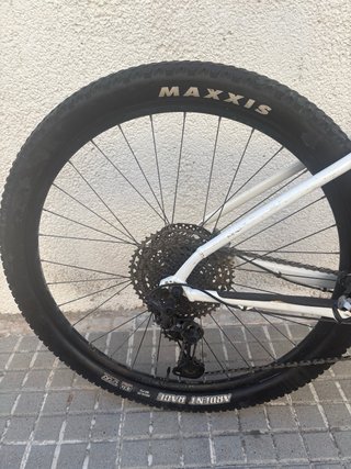 Bicicleta Trek X-Caliber 8. Taglia L.