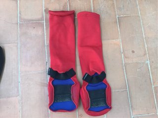 Guantes y Espinilleras de KickBoxing